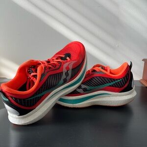 Saucony Endorphin Speed 2